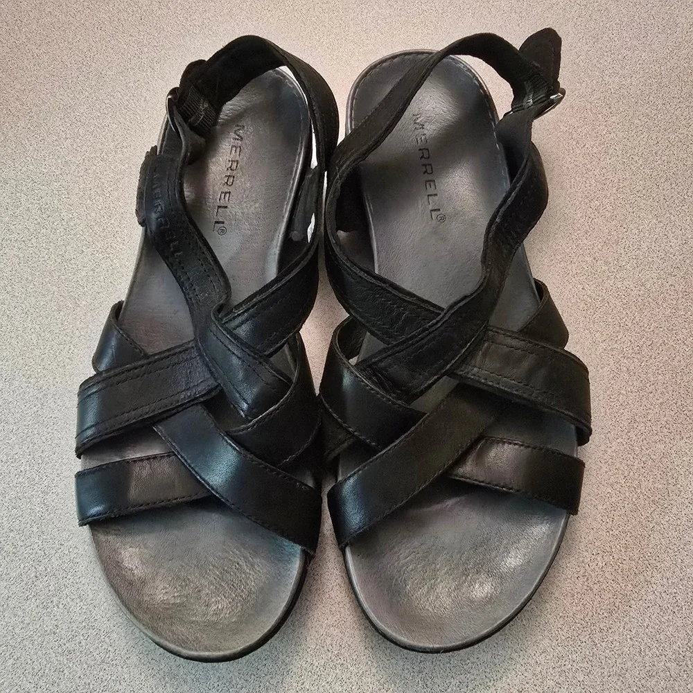 Merrell Leather Strappy Sandals Black Slingback Floral Embossed Womens 7 J-6246